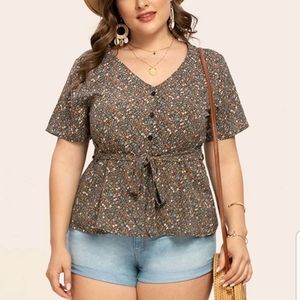 Floral ruffle hem blouse